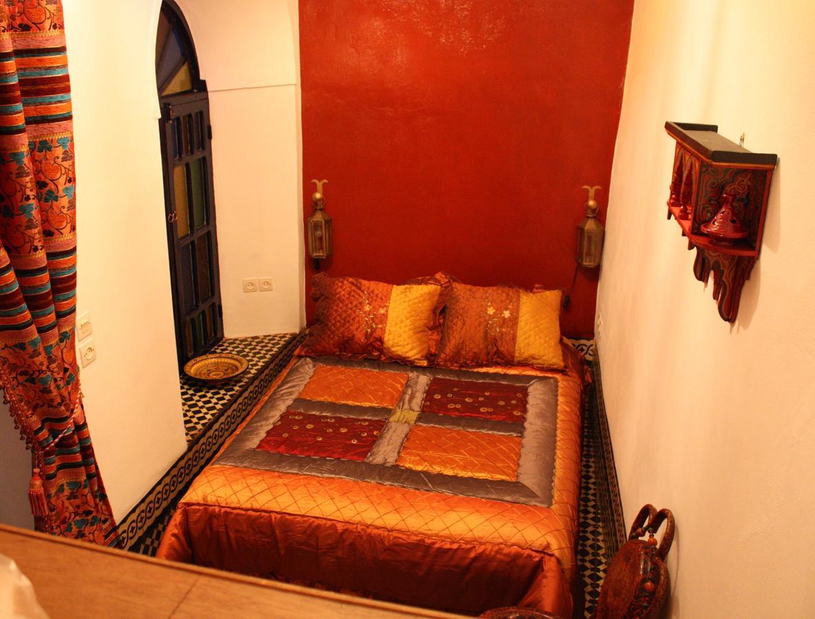 Tiziri Riad 3*